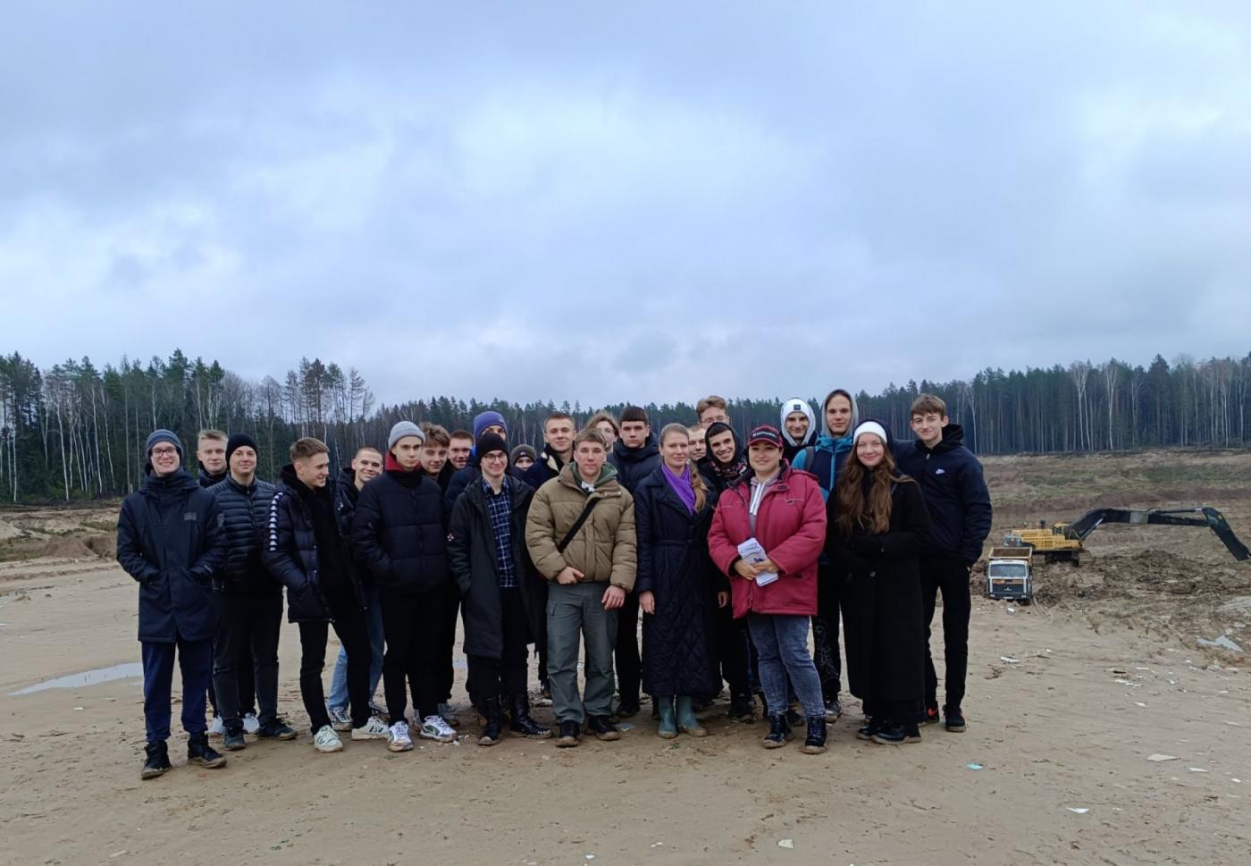 Введение в профессию: прикоснулись к разработке крупнейшего месторождения глин